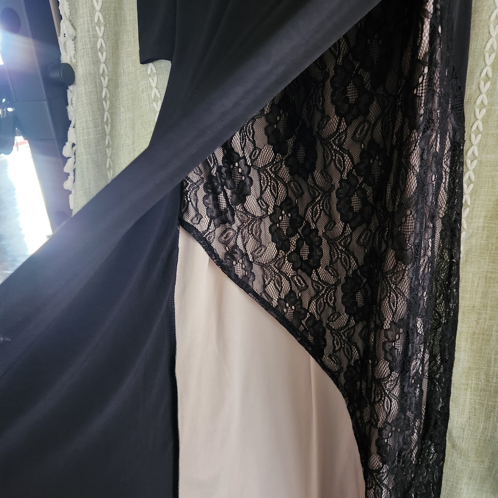 Thalia Sodi One Shoulder Black and Lace Dress - Picture 3 of 11